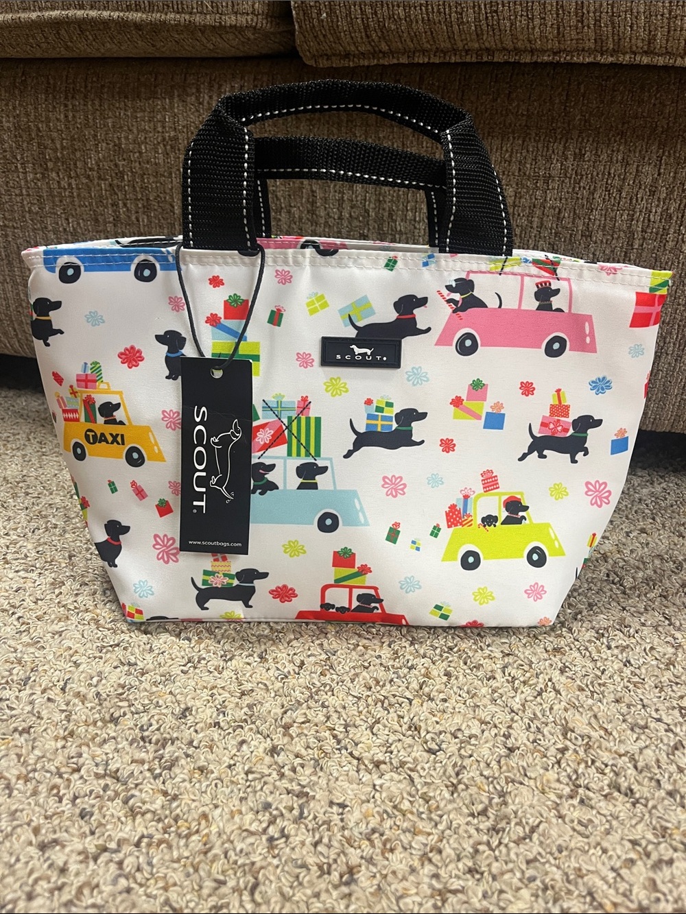 Scout White Tote Nooner Gift wags with Colorful Dachshund & Taxi Print
